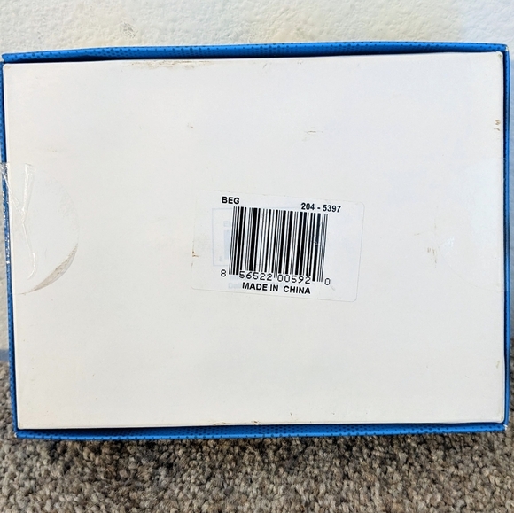 Emoji Golf Balls‎ Practice Novelty Yellow Set of 12 Regular Size  Brand New - Picture 4 of 4